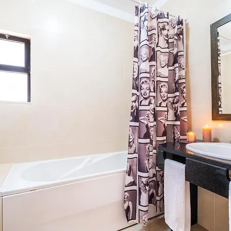 Oasis Del Mar By Algarve Vacation Villa Albufeira